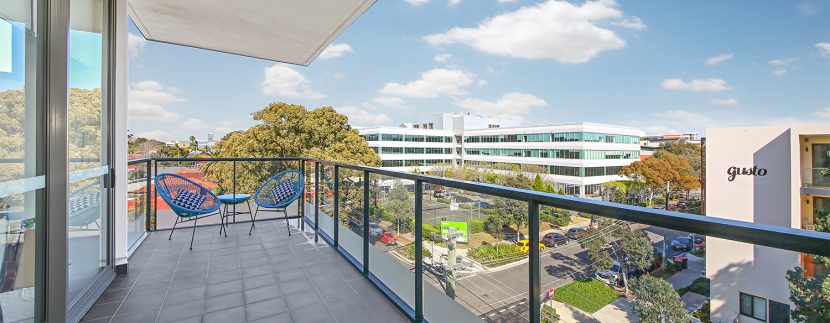 balcony-web